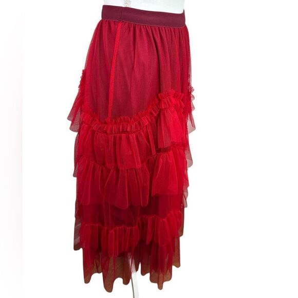 Elegant Burgundy Layered Skirt Size Small - Picture 3 of 7